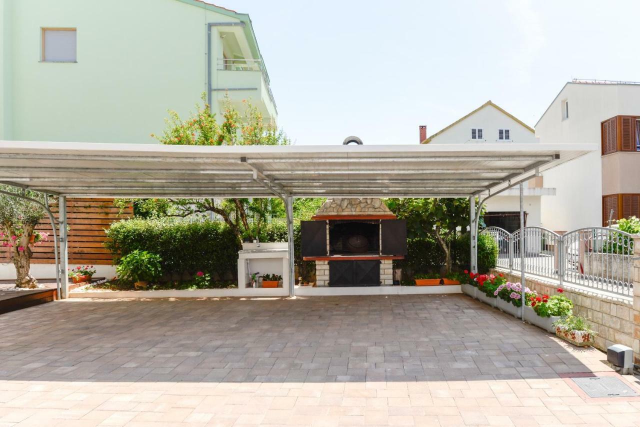 זאדאר Apartmani Bosa מראה חיצוני תמונה
