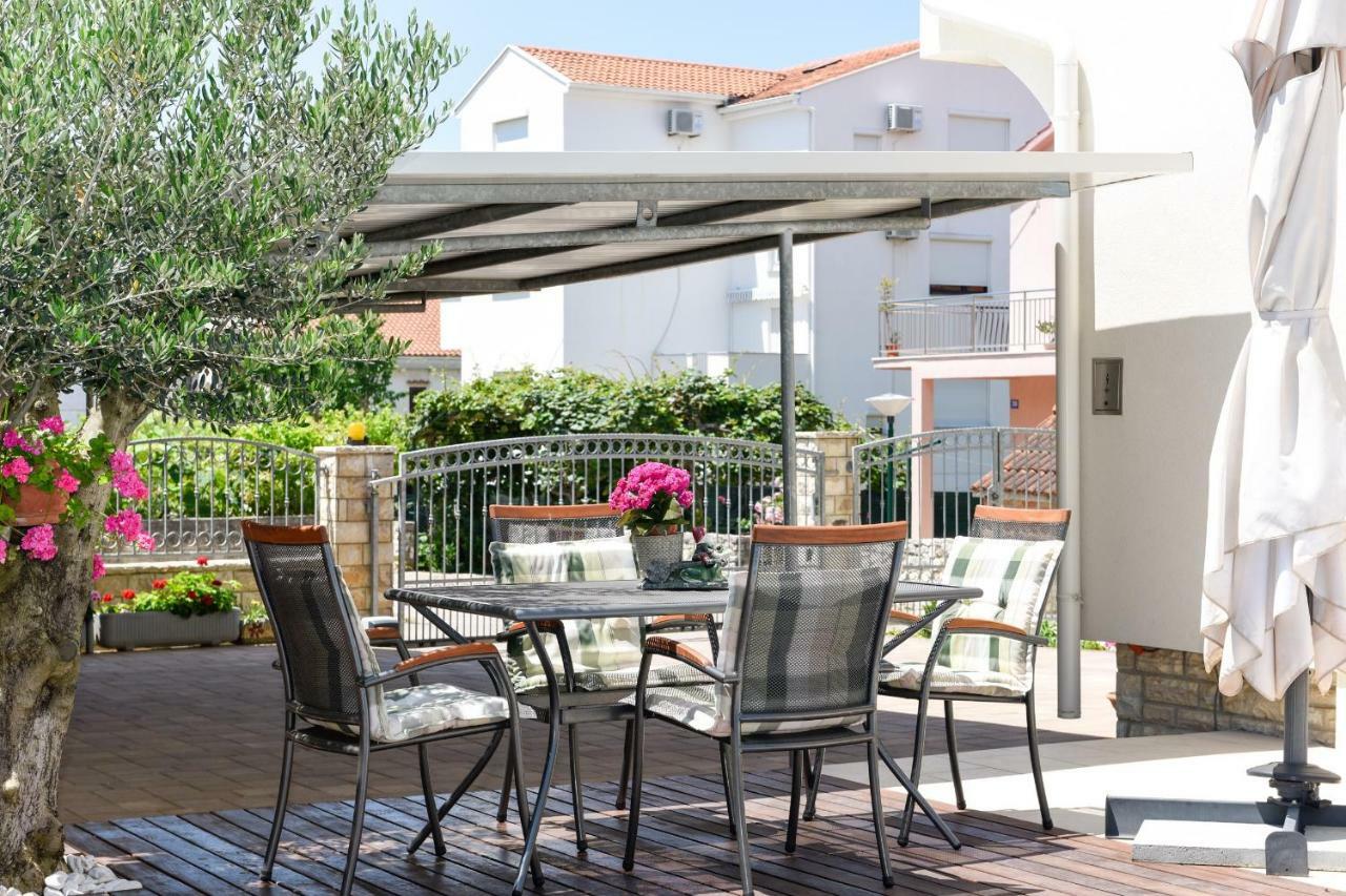 זאדאר Apartmani Bosa מראה חיצוני תמונה