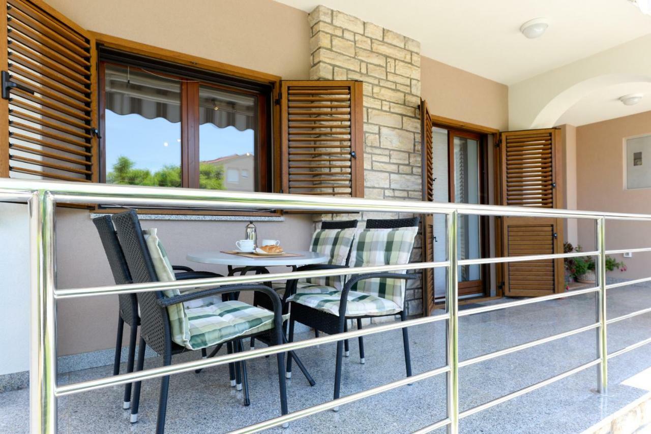 זאדאר Apartmani Bosa מראה חיצוני תמונה