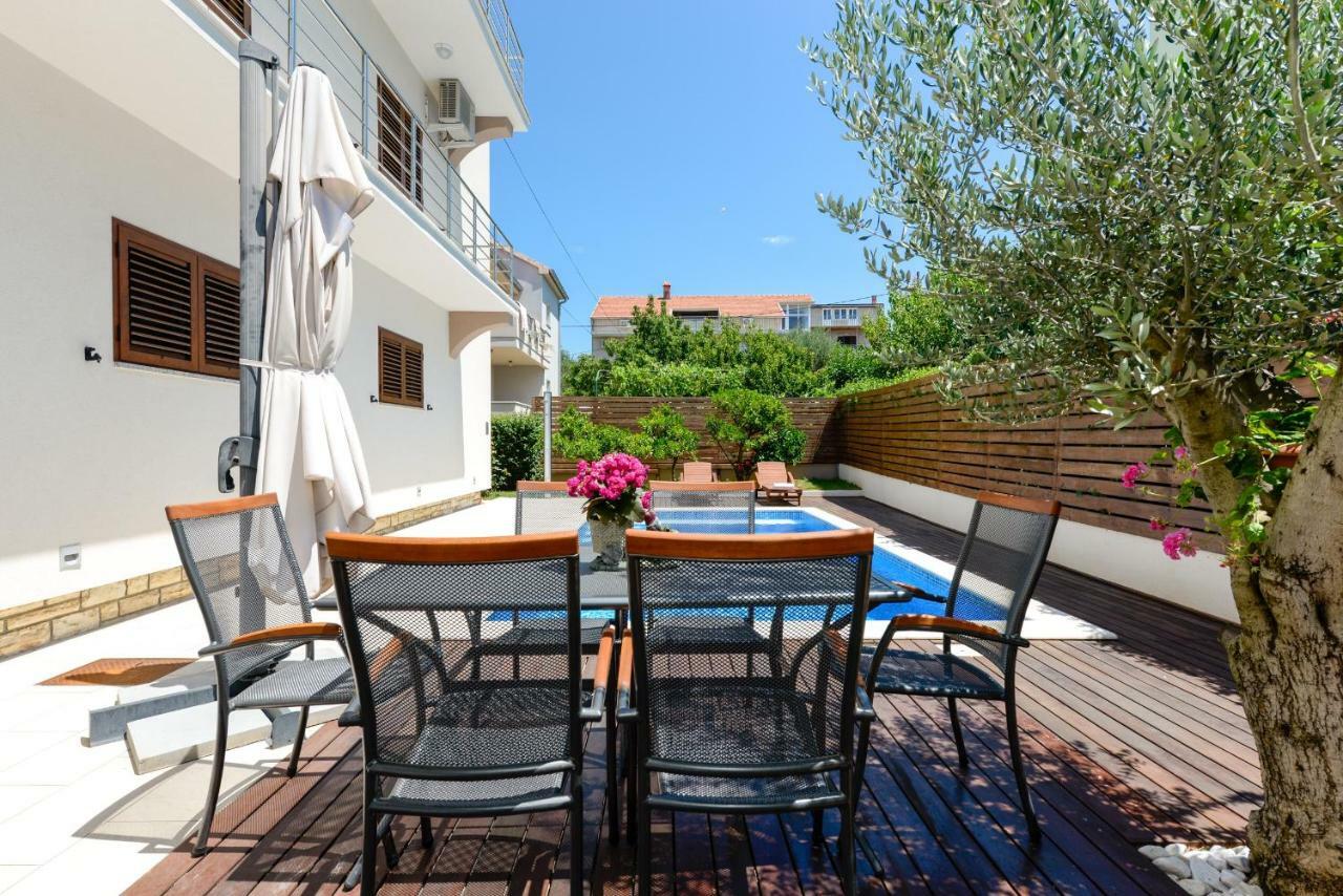 זאדאר Apartmani Bosa מראה חיצוני תמונה