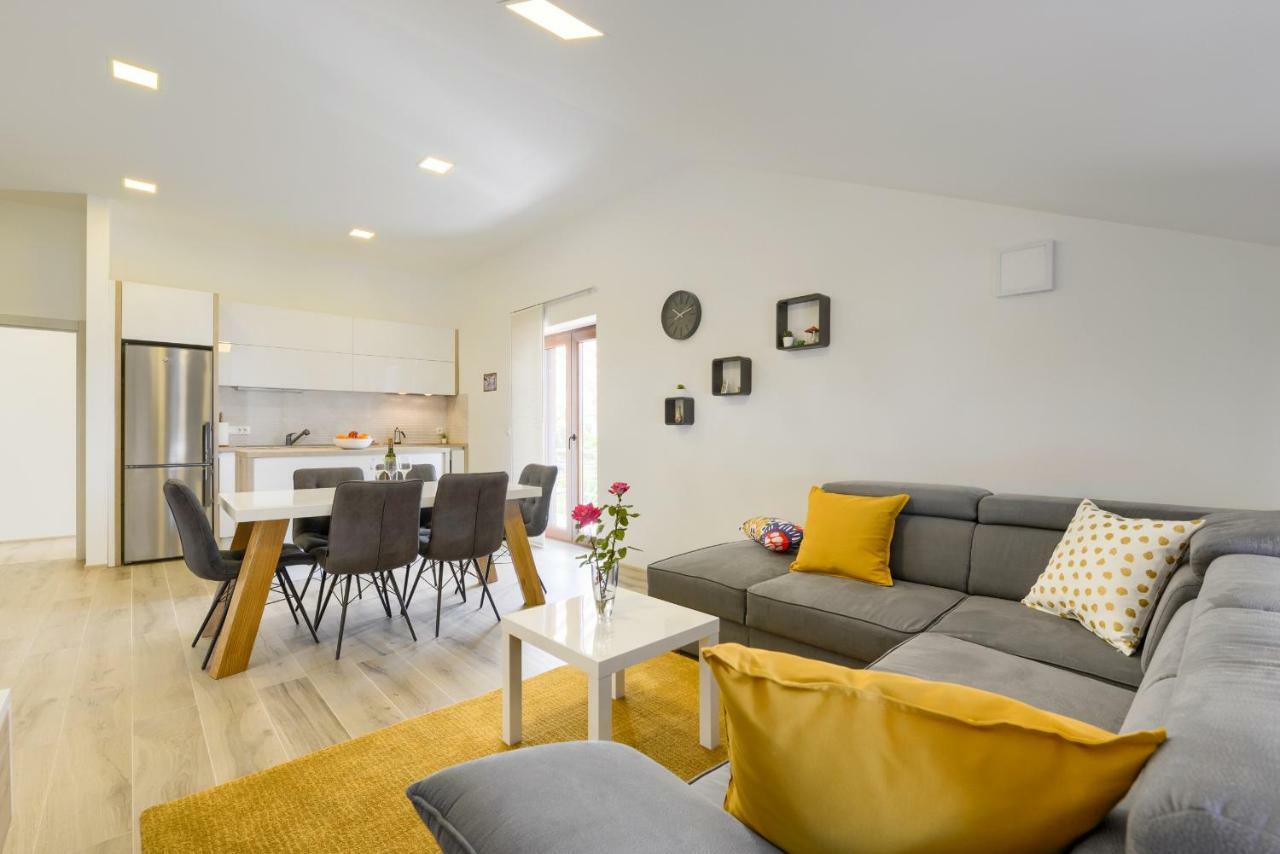 זאדאר Apartmani Bosa מראה חיצוני תמונה