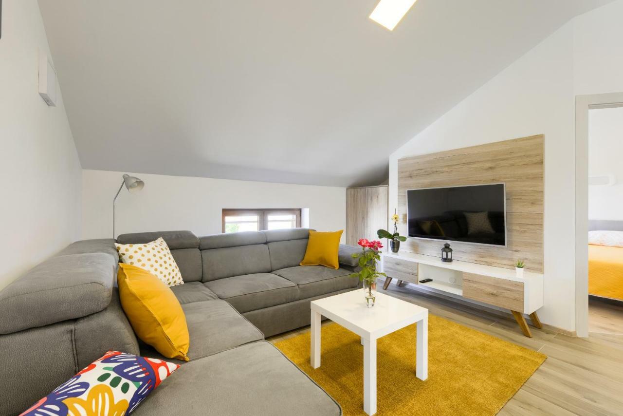זאדאר Apartmani Bosa מראה חיצוני תמונה